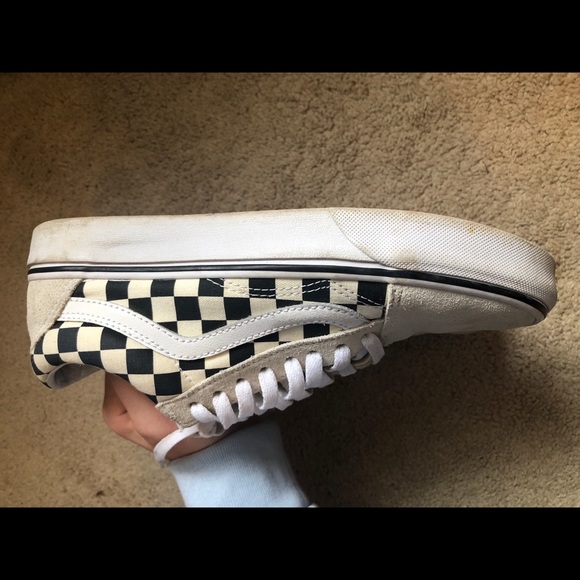 Vans - Picture 3 of 6